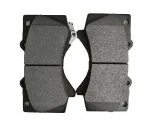 OE 04465-60280 Número de peça 8DB 355 020-531 Chapas de travão de cerâmica para disco ou função